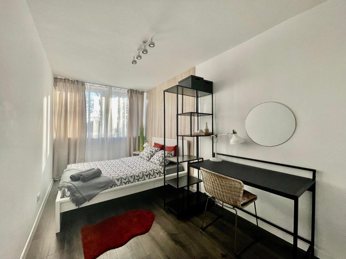 Ferienwohnung Cozy Apart - Self check-in 24h Breslau Exterior foto
